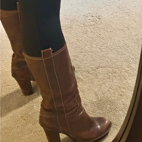 Frye Victoria mid distressed boots size 8.5 - Picture 13 of 15